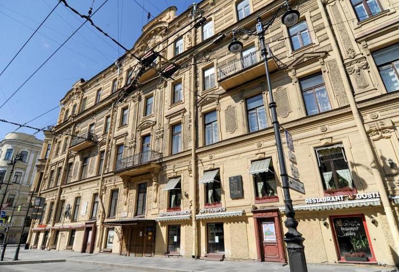 בית מלון כפרי Tchaikovsky House