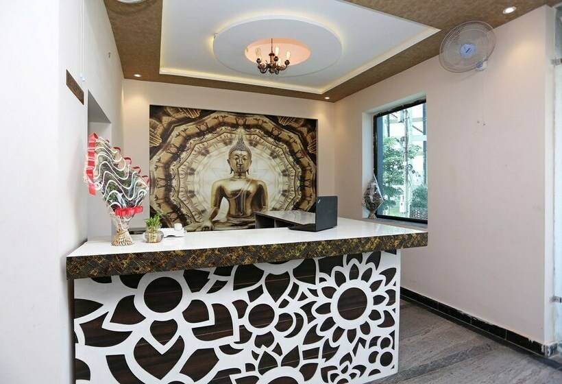 Oyo 23071 Hotel Arman Palace & Banquet