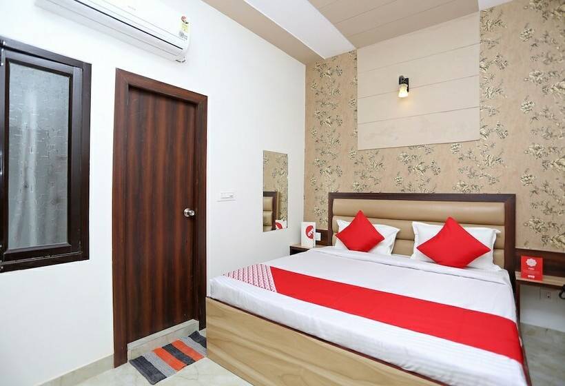 Oyo 23071 Hotel Arman Palace & Banquet