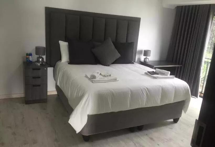 پانسیون Kosmos Lodge