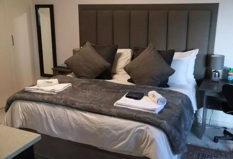 پانسیون Kosmos Lodge