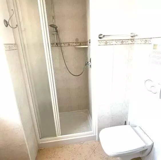 B&b Nest On The Lake