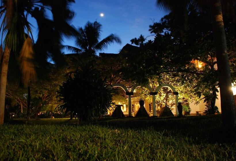 تختخواب و صبحانه Pashmina House