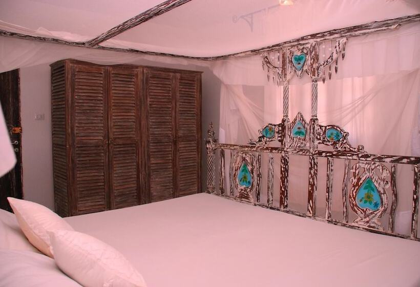 تختخواب و صبحانه Pashmina House