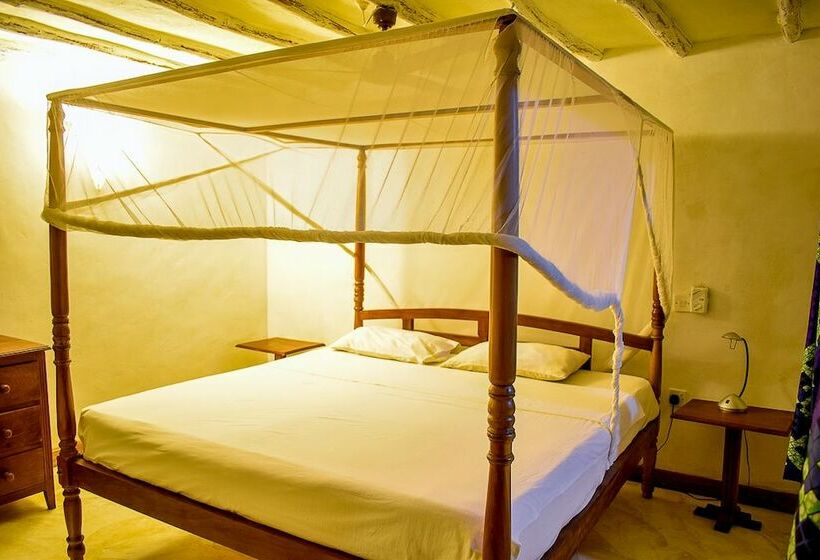 مسافرخانه Cestlavie Resort And Spa