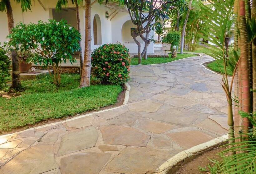 مسافرخانه Cestlavie Resort And Spa