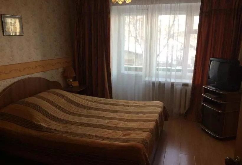 هتل Gostinitsa Turist