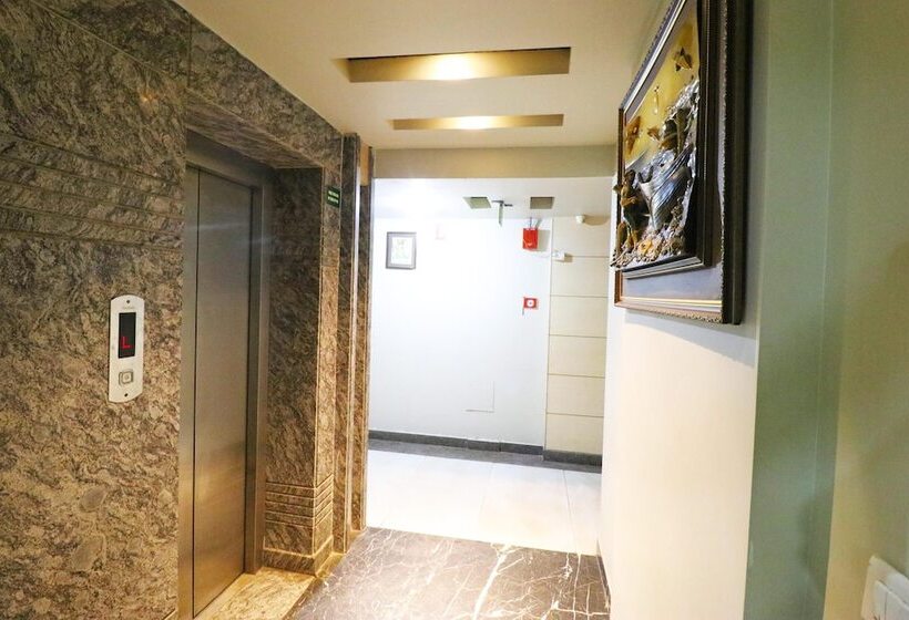 酒店 Krishna Plaza  New Delhi    By M S Hospitality