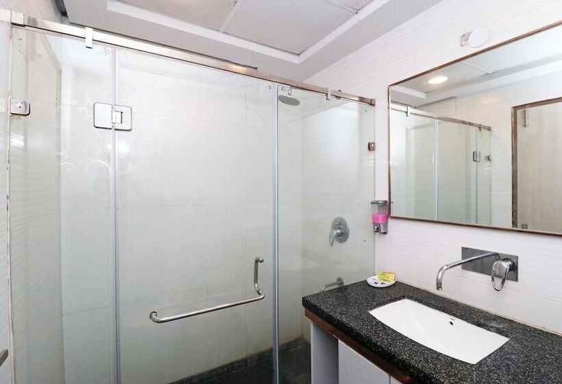 酒店 Krishna Plaza  New Delhi    By M S Hospitality