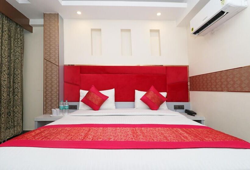 酒店 Krishna Plaza  New Delhi    By M S Hospitality