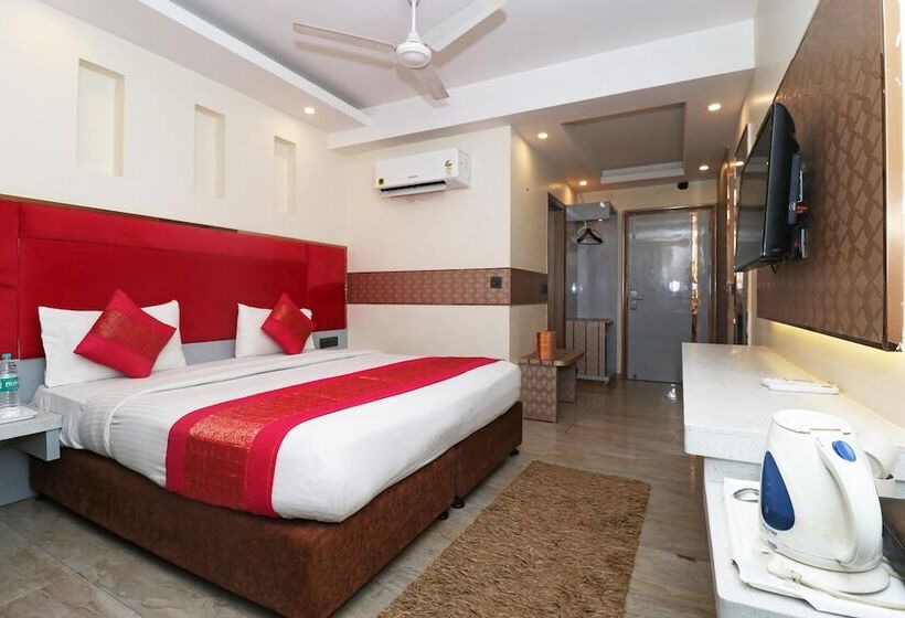 酒店 Krishna Plaza  New Delhi    By M S Hospitality