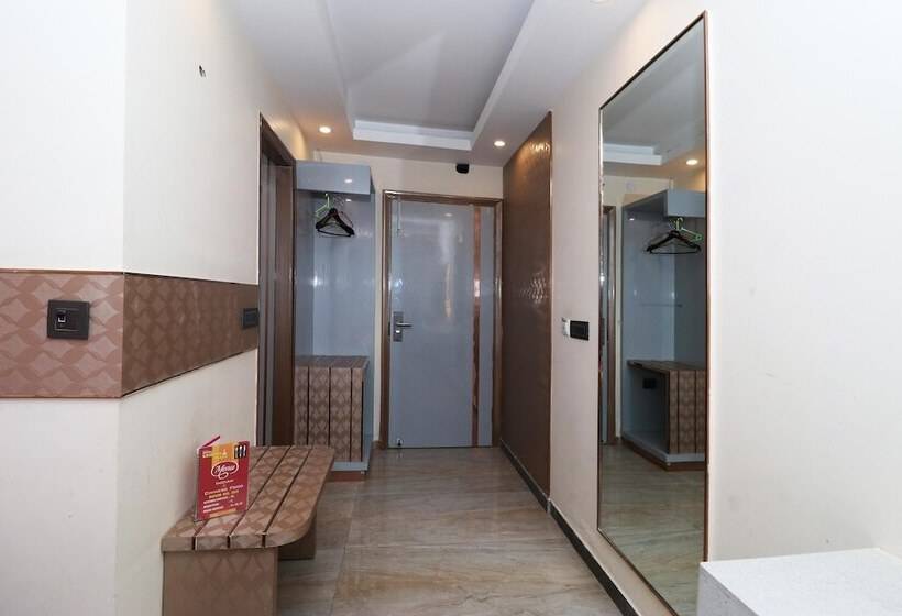 酒店 Krishna Plaza  New Delhi    By M S Hospitality