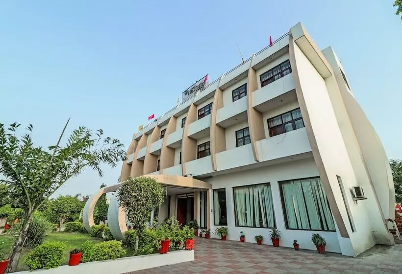 Hotelli Nestway By Oyo Rooms