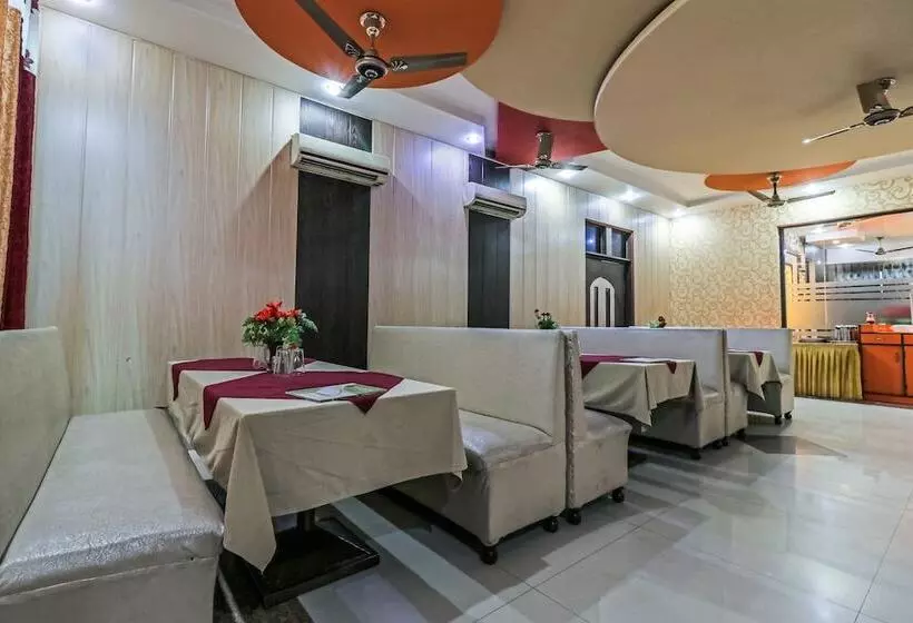 Hotelli Nestway By Oyo Rooms
