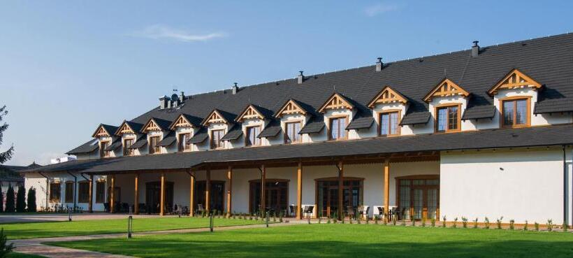 בית מלון כפרי Nowa Holandia