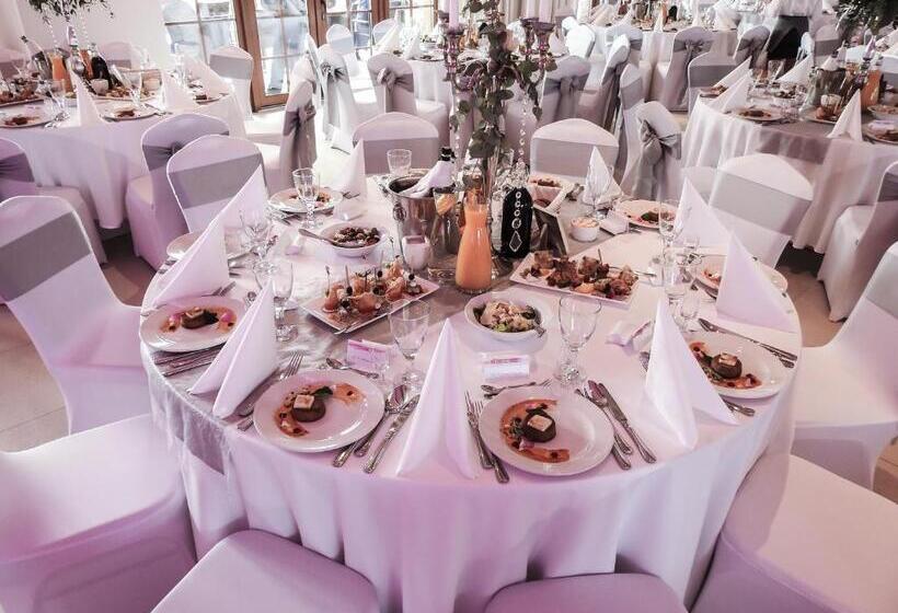 בית מלון כפרי Nowa Holandia