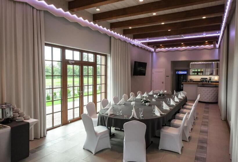 בית מלון כפרי Nowa Holandia