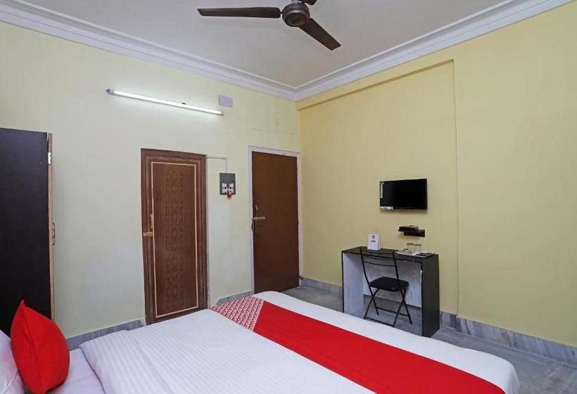هتل Oyo 24928 Pi Guest House