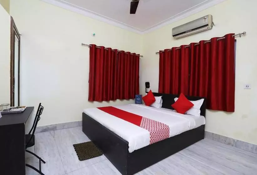 ホテル Oyo 24928 Pi Guest House