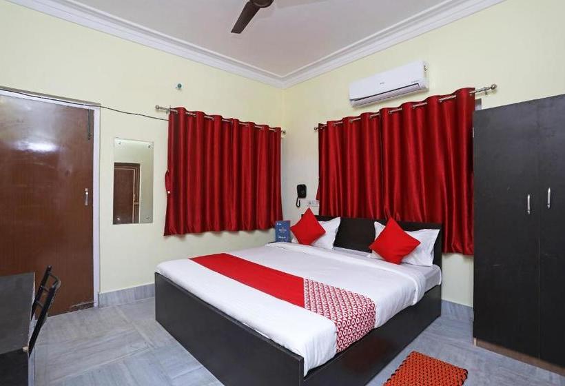 هتل Oyo 24928 Pi Guest House