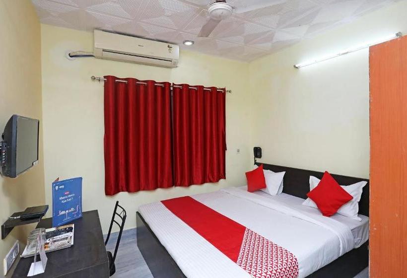 هتل Oyo 24928 Pi Guest House