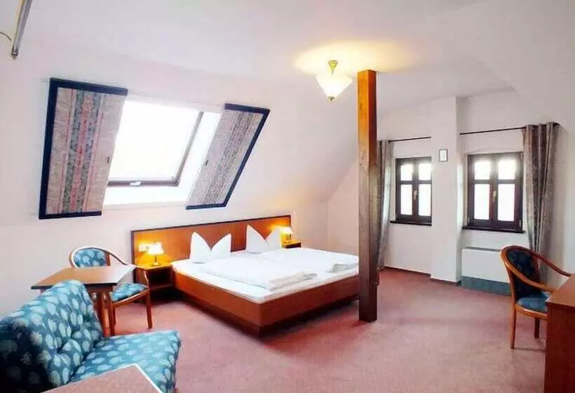 Hotel Parkschlößchen Maasdorf