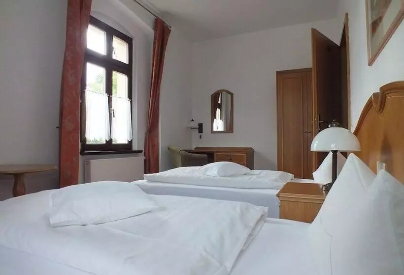 Hotel Parkschlößchen Maasdorf