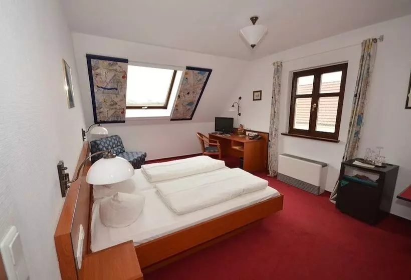 Hotel Parkschlößchen Maasdorf