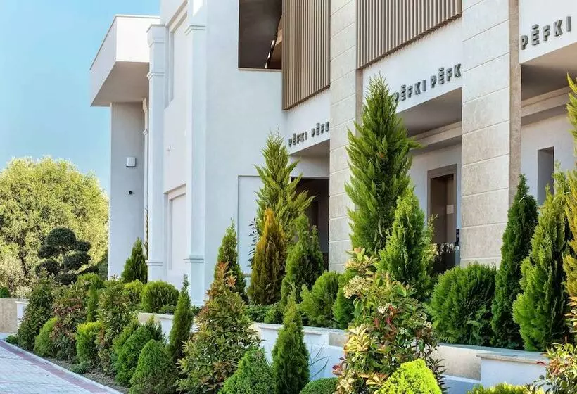هتل Pefki Deluxe Residences