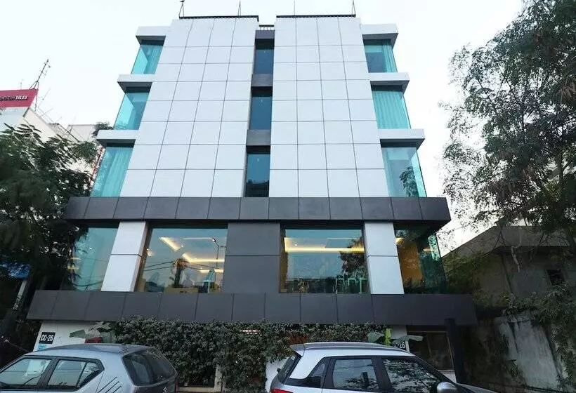 ホテル The Orion Plaza   Nehru Place