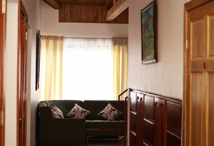 فندق فئة نجمة واحدة Whitehouse Bed And Breakfast