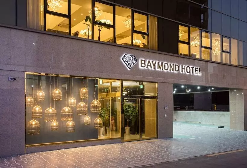 هتل Baymond