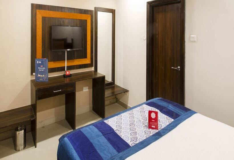 호텔 Collection O Park Heights Banjara Hills Near Gvk One Mall