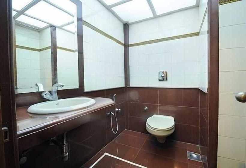 Hotel Dwaraka Residency