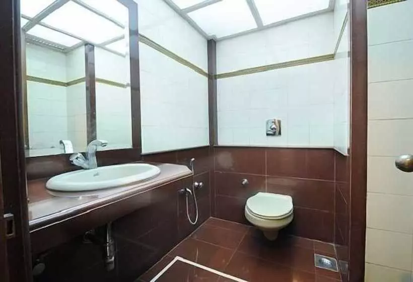 ホテル Dwaraka Residency