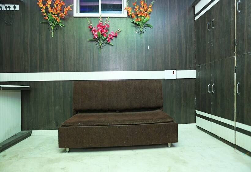 בית מלון כפרי Manorama Guest House By Oyo Rooms