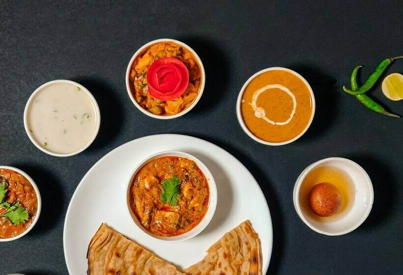 酒店 Oyo 24039 Silverkey Padmasri Gachibowli