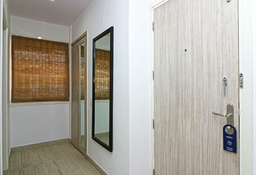 酒店 Oyo 24039 Silverkey Padmasri Gachibowli