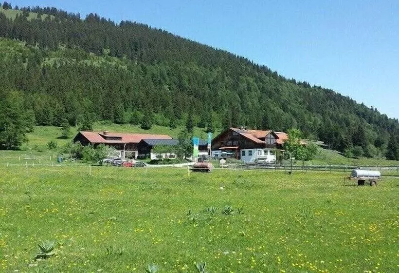 Maaseutuhotelli Haflingerhof   Kematsried