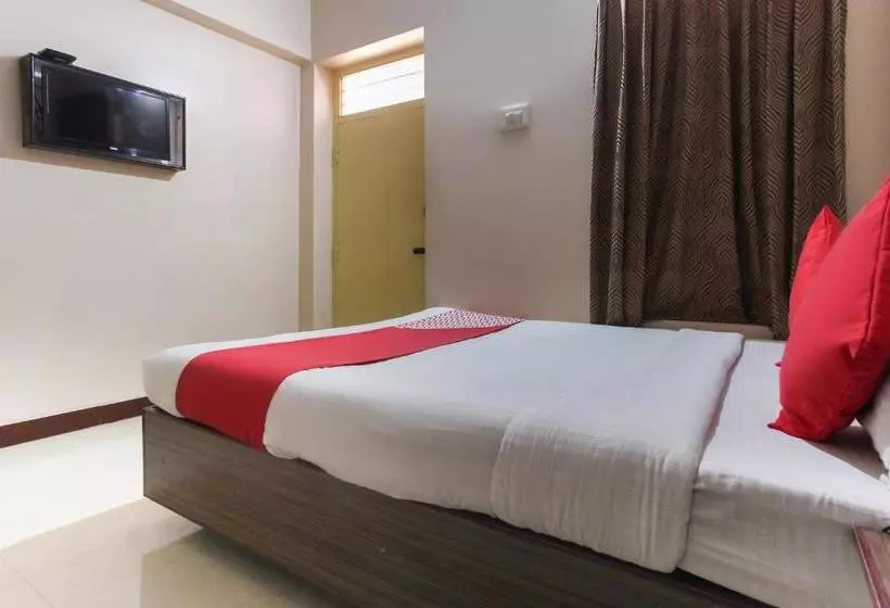 Hotelli Sri Jayaram Lodge By Oyo Rooms