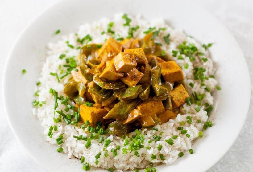 בית מלון כפרי Sri Jayaram Lodge By Oyo Rooms