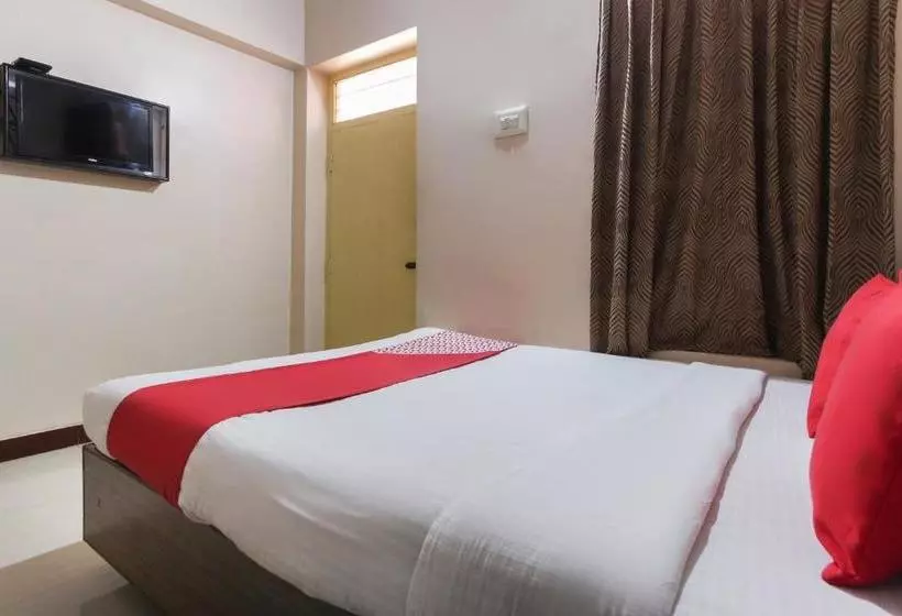 Hotelli Sri Jayaram Lodge By Oyo Rooms