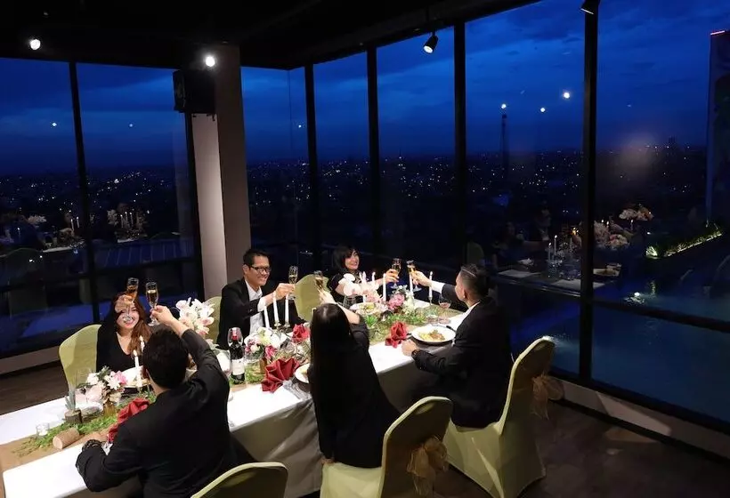 ホテル The Zuri Pekanbaru