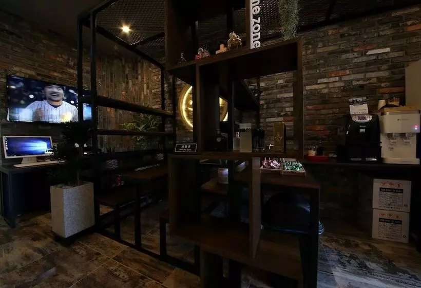 Hotelli Yeogiuhtte Gwangju Hanam