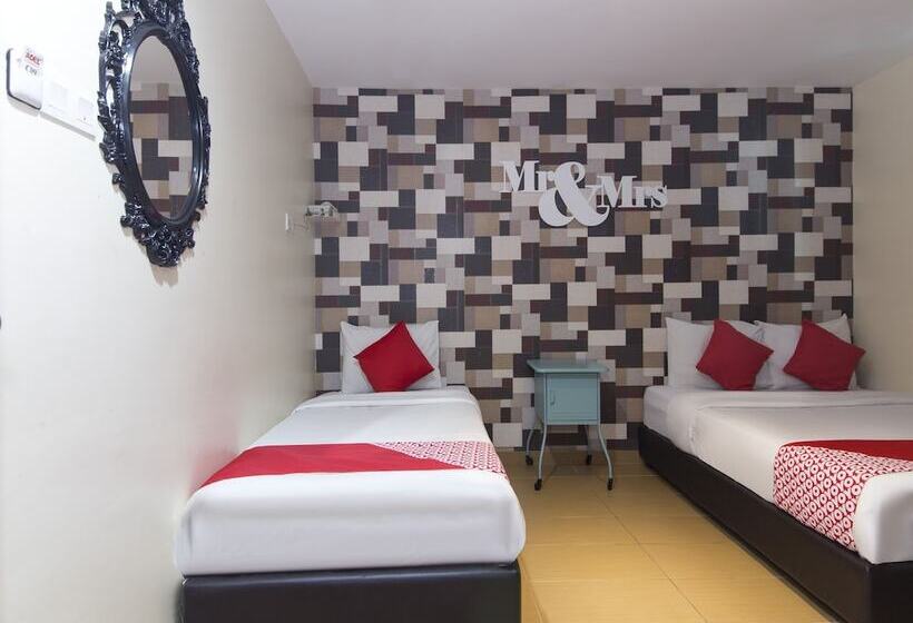 Oyo 604 Hotel Est Equine Park