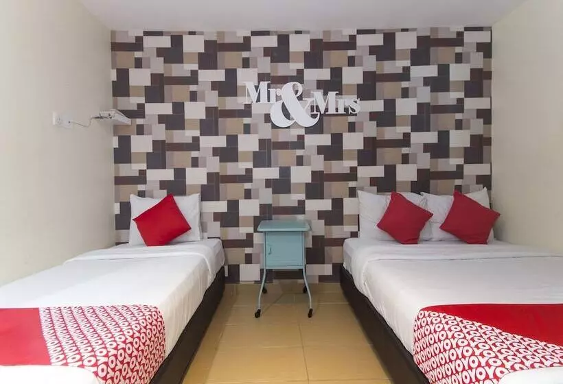 Oyo 604 Hotel Est Equine Park