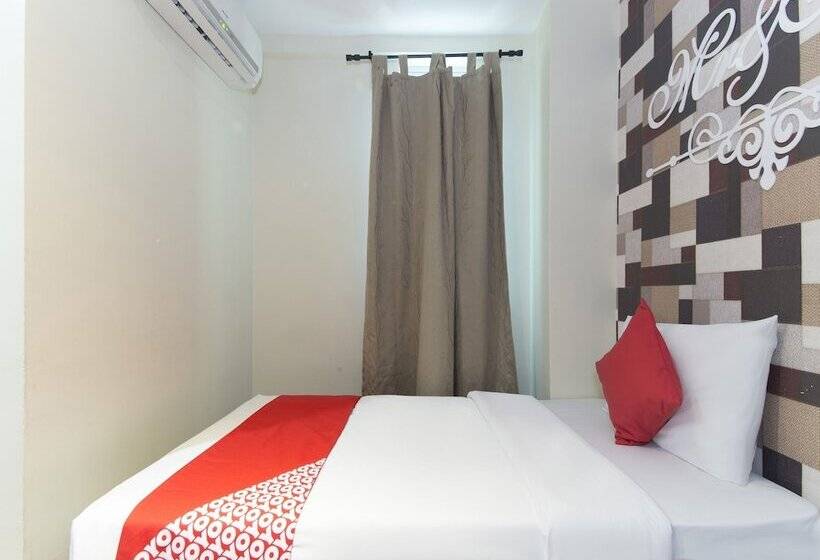 Oyo 604 Hotel Est Equine Park