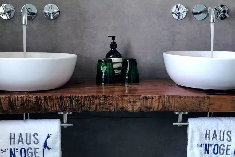 ペンション Boutique Hotel Haus Noge Sylt   Kapitaenshaus Strandnah