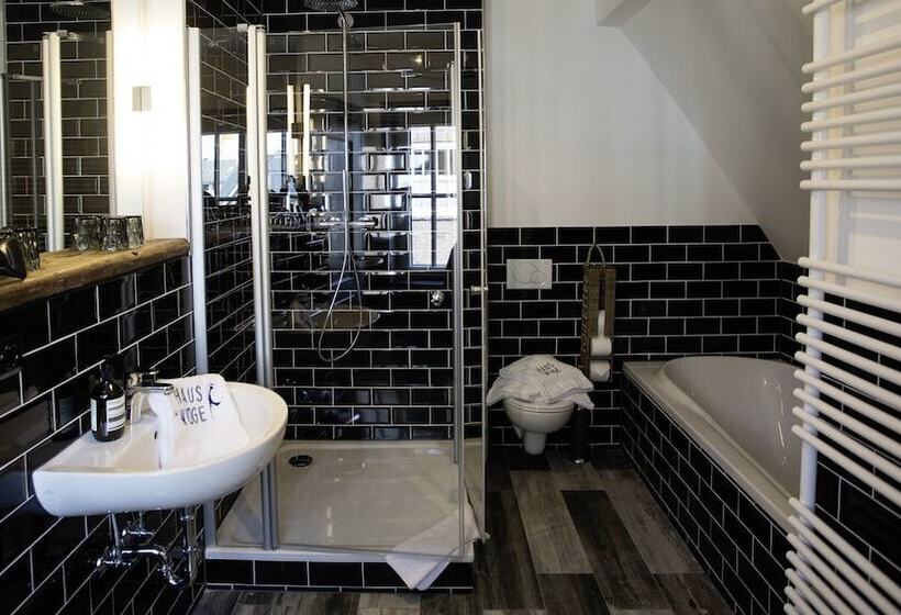 بنسيون Boutique Hotel Haus Noge Sylt   Kapitaenshaus Strandnah