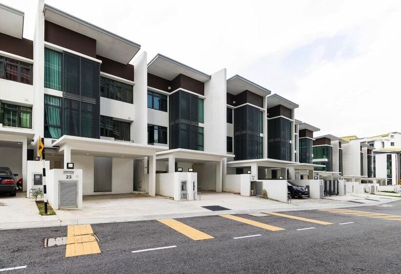 פנסיון Villa 23 At Cyberjaya